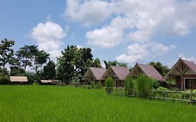 ฮ้างนาตาจันทร์